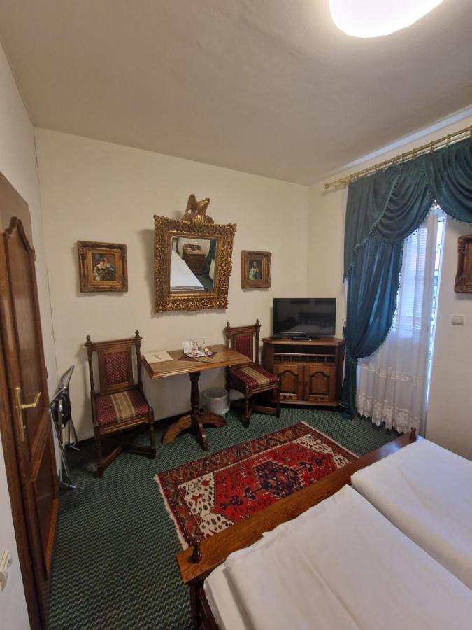 Hotel Razgorsek Веленье Экстерьер фото