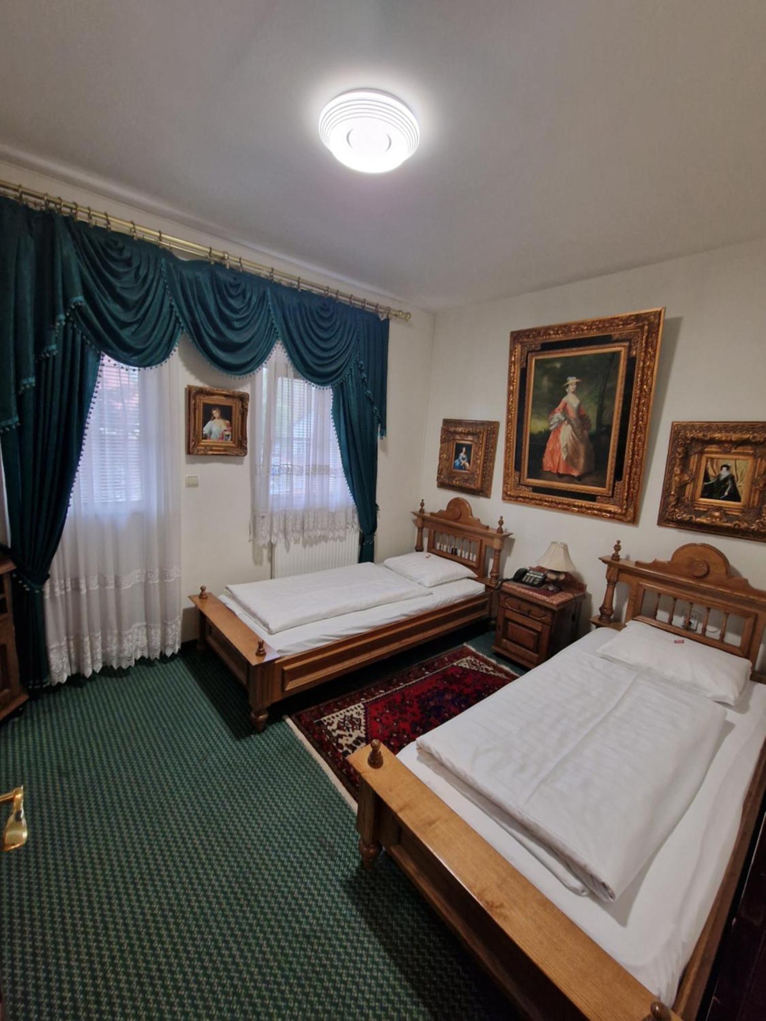 Hotel Razgorsek Веленье Экстерьер фото
